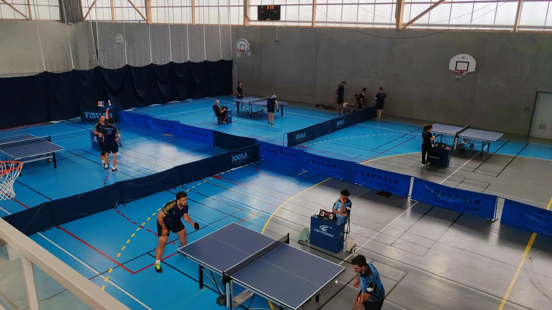 Rencontres de championnat dans une grande salle